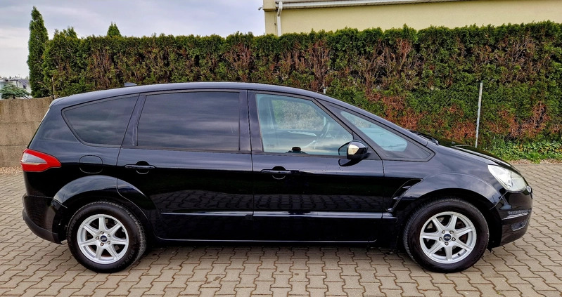 Ford S-Max cena 29900 przebieg: 239000, rok produkcji 2011 z Gniezno małe 191